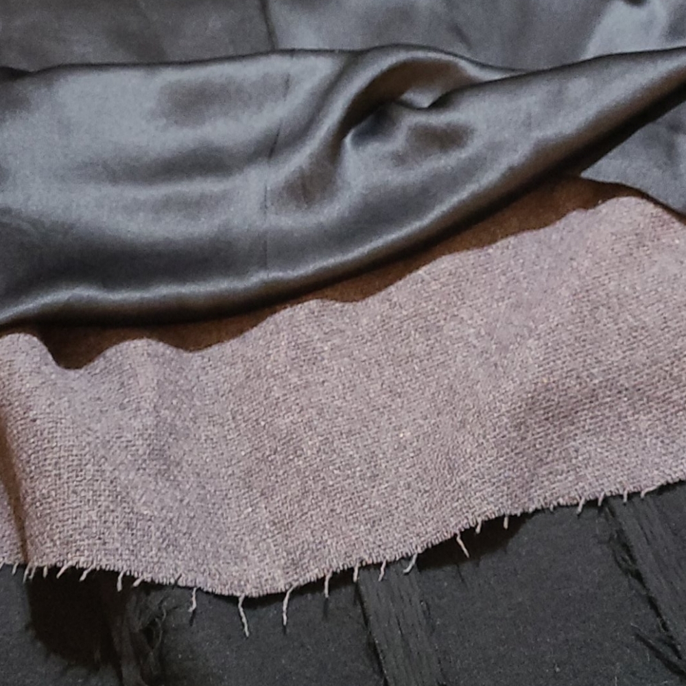 Chic 100% Wool Coat - Picture 7 of 8